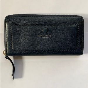Marc Jacobs navy leather wallet